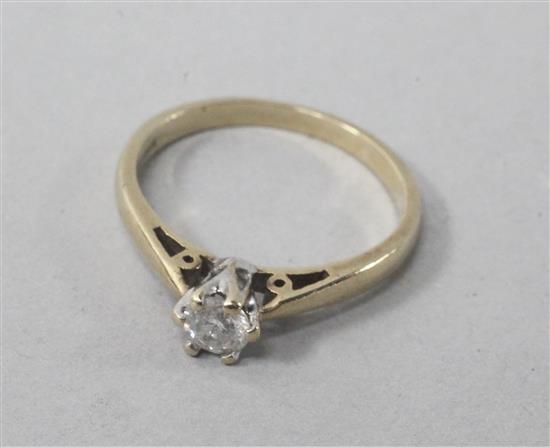 A 9ct gold and solitaire diamond ring, size M.